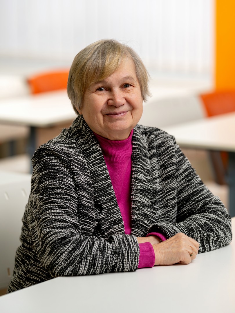 Микрюкова Тамара Пантелеевна.